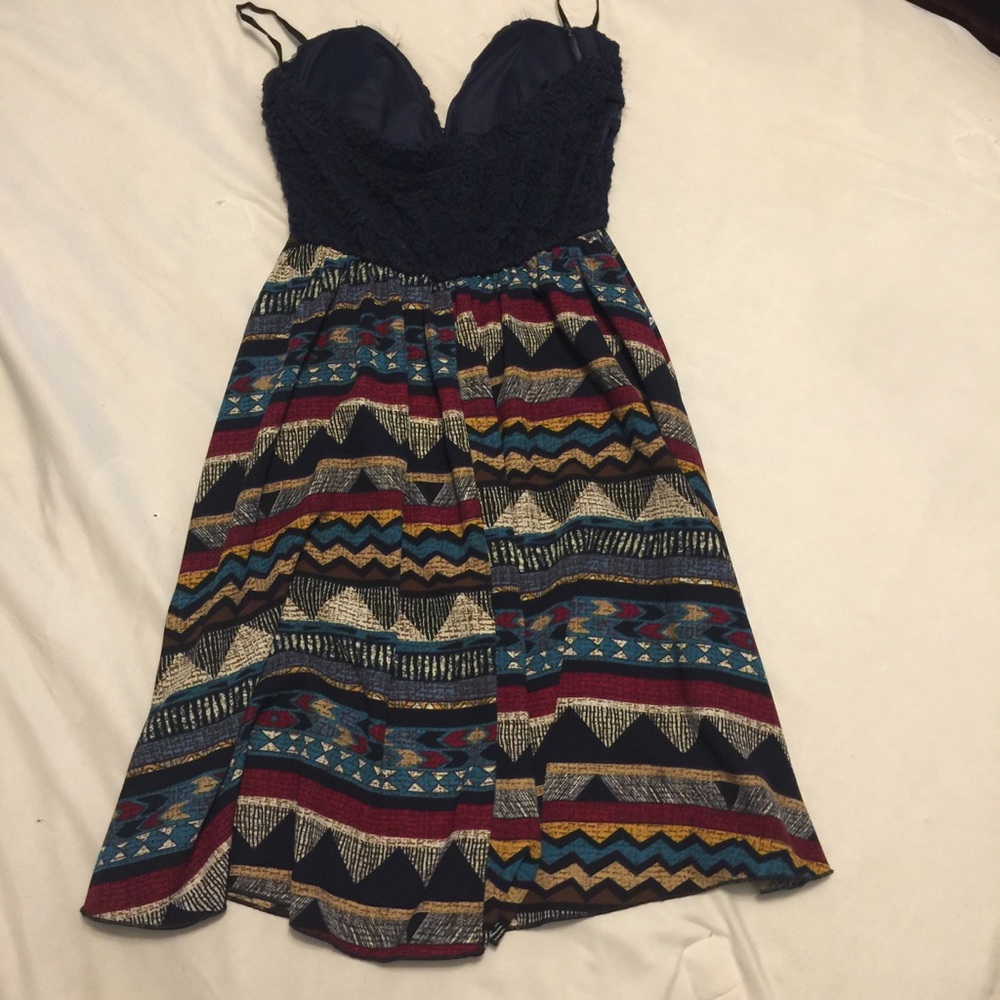 Dress - Picture 2 of 2